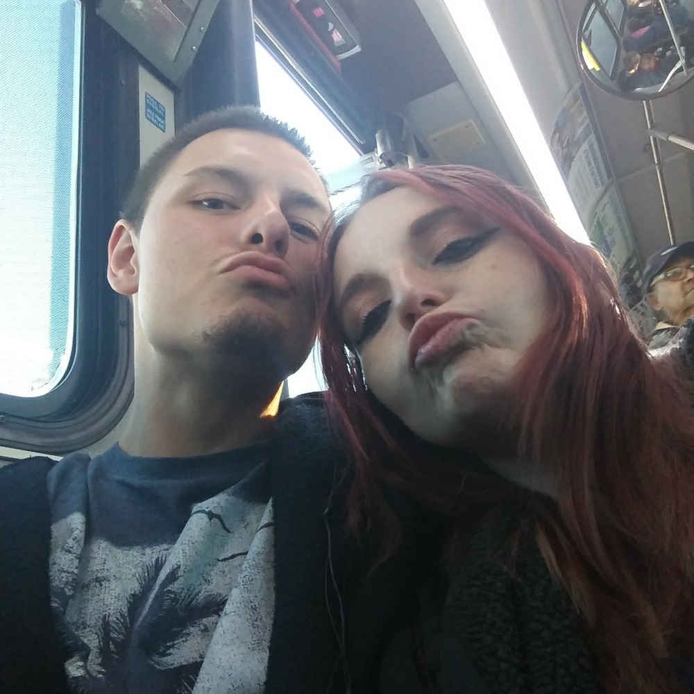 Meet your Poshers, Richelle & Ricky lovers 4ever! - Picture 8 of 8